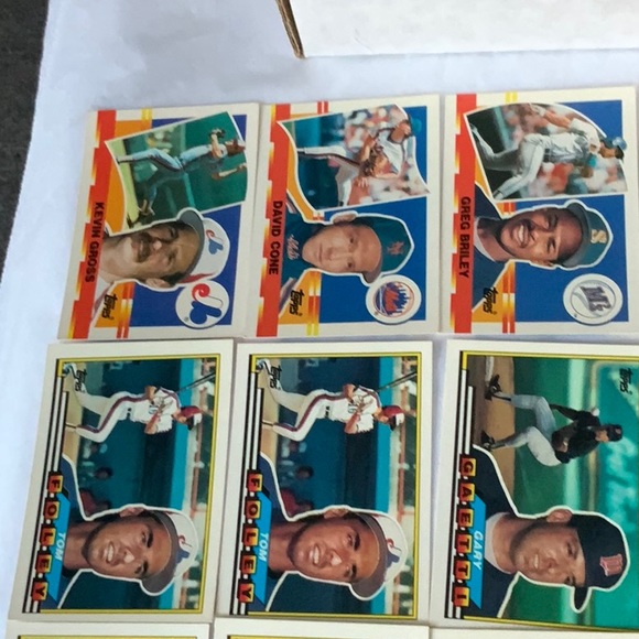 Bundle of Baseball Cards Lot 320 - Picture 2 of 5